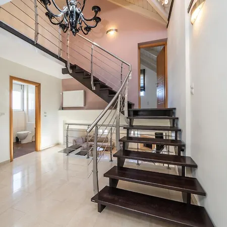 Apartman Urban Break 6 *